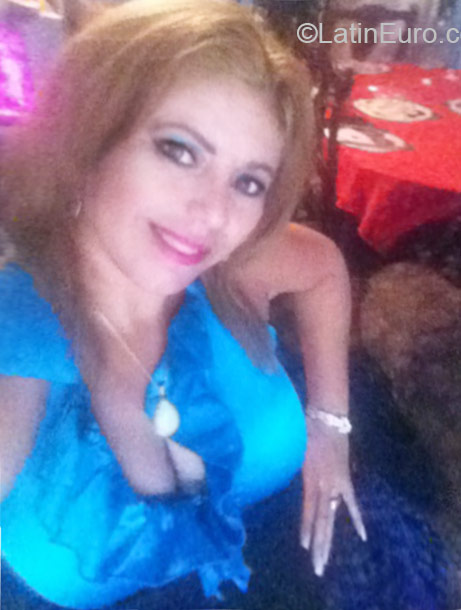 Date this hard body Honduras girl Maria from San Pedro sula HN1873