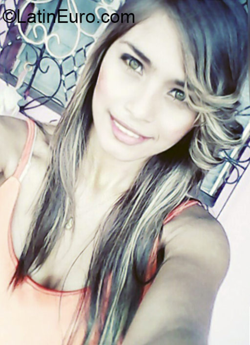 Date this sensual Honduras girl Arlang from El Progreso HN1882