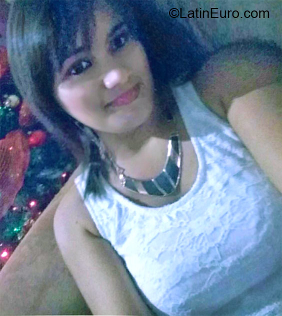 Date this athletic Honduras girl Gloria from La Ceiba HN1890