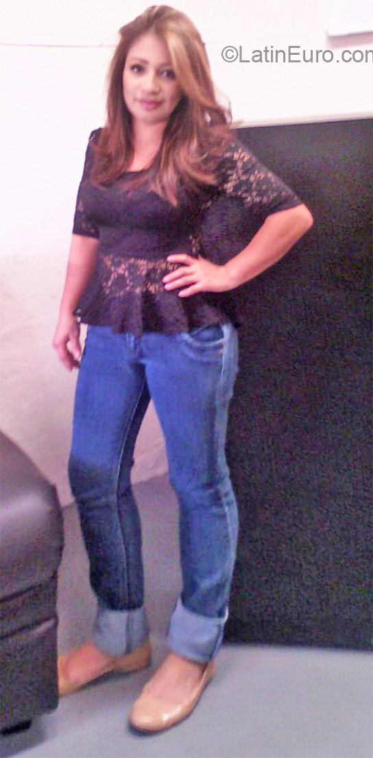 Date this delightful Honduras girl Mabel from Tegucigalpa HN1922