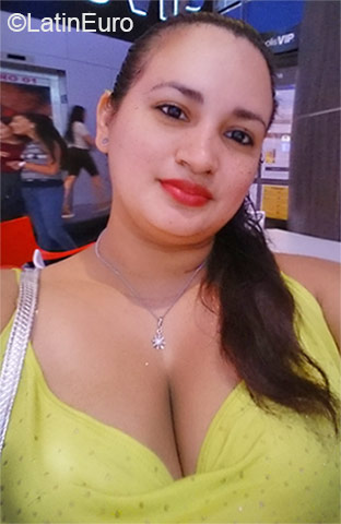 Date this beautiful Panama girl Amanda from Panama City PA839