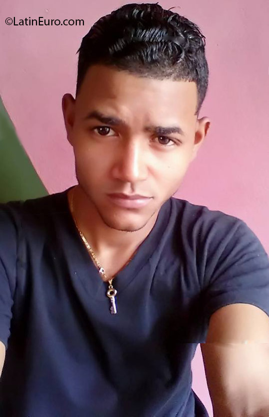 Date this sultry Dominican Republic man Antonio from Puerto Plata DO24600