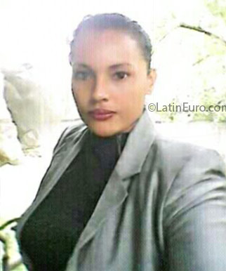 Date this beautiful Honduras girl Suyapa from San Pedro Sula HN2167