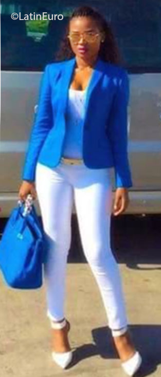 Date this georgeous Jamaica girl Kariel from Kingston JM2258