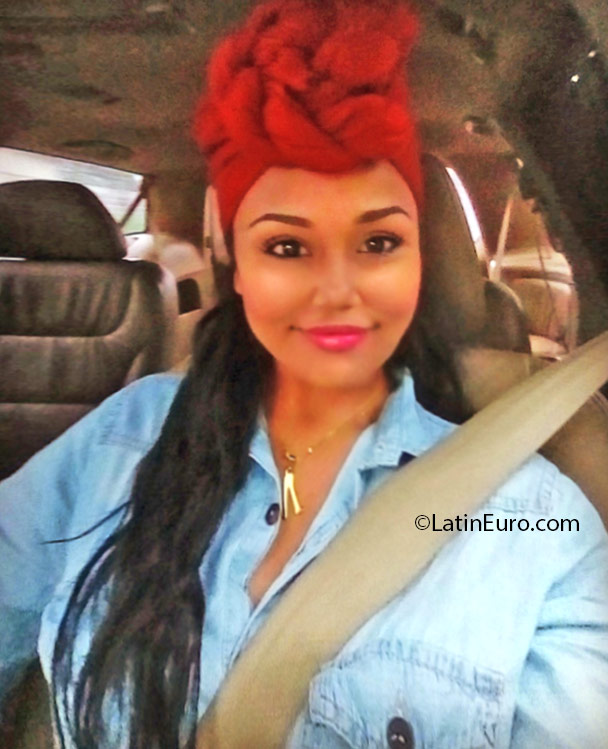 Date this stunning Panama girl Monica from Panama City PA920