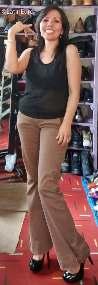 Date this beautiful Honduras girl Dunia from Tegucigalpa HN2079