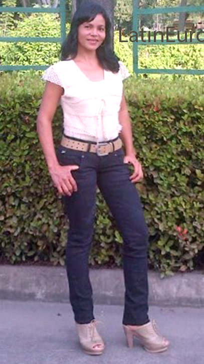Date this fun Honduras girl Cristina from Tegucigalpa HN2094