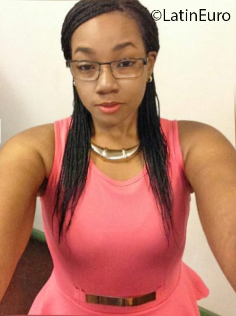 Date this hot Jamaica girl Sami from Kingston JM2295