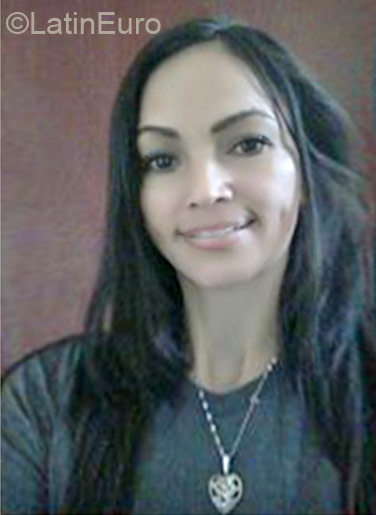 Date this sensual Panama girl Liz from Panama PA1004