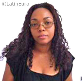 Date this delightful United States girl Creuza from Pompano Beach US17497