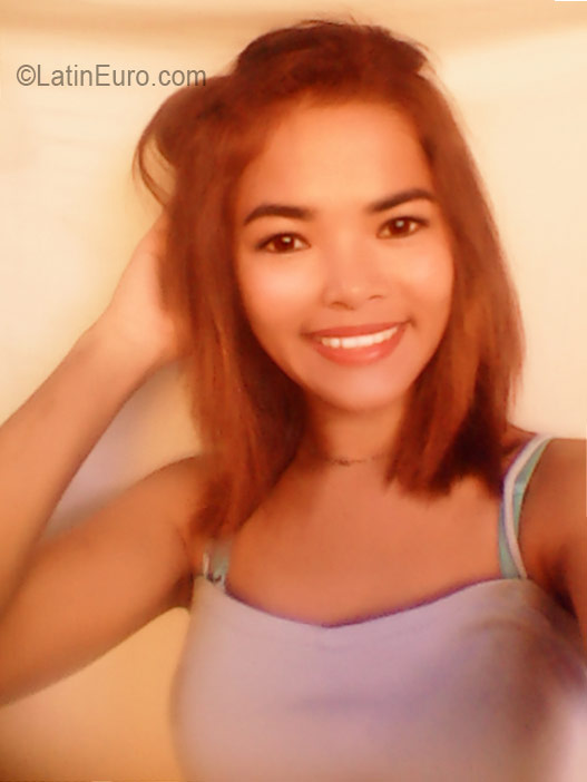 Date this beautiful Philippines girl Ravie from Surigao PH922