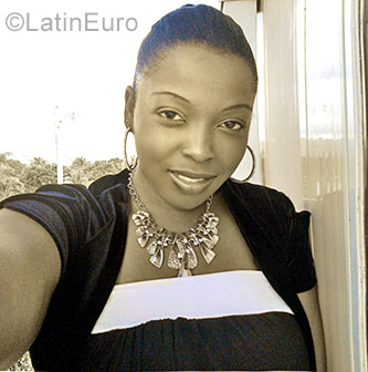 Date this lovely Jamaica girl Crissy from Old Harbour Bay JM2368