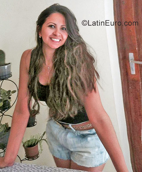 Date this charming Brazil girl Zoraya from Novo Hamburgo BR9843