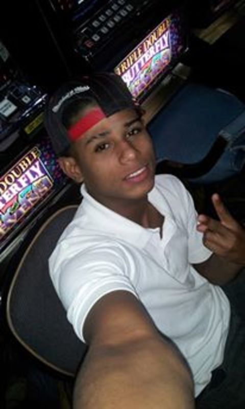Date this tall Dominican Republic man Gabriel from Puerto Plata DO27033