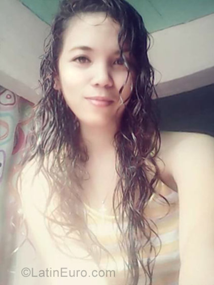 Date this passionate Philippines girl Honey from Villaba PH945