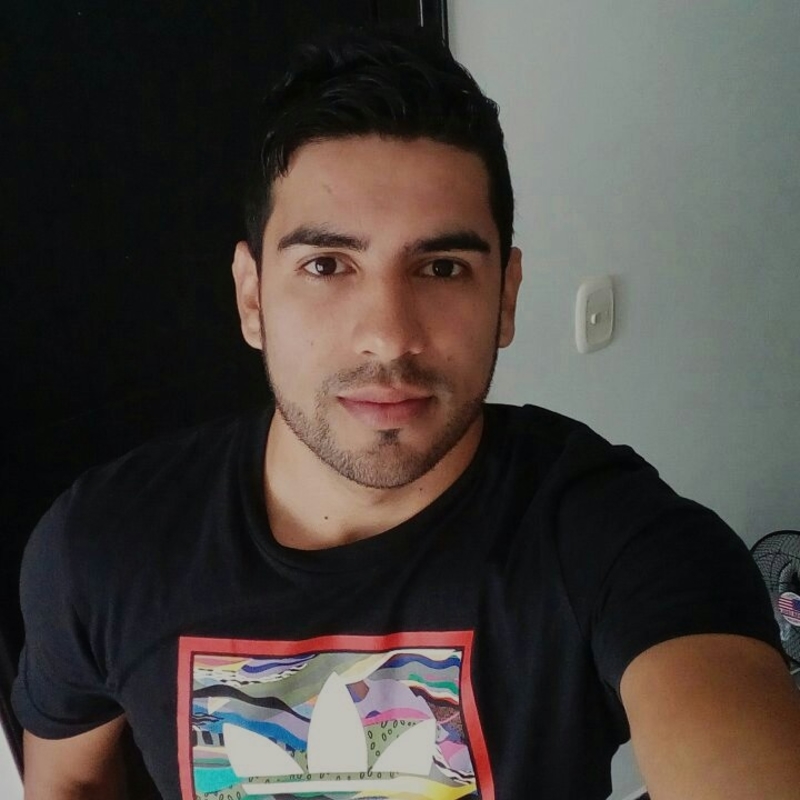 Date this sensual Colombia man Hector from Bucaramanga CO20109