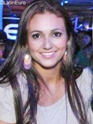 Date this good-looking Brazil girl Marina from Apucarana BR9906