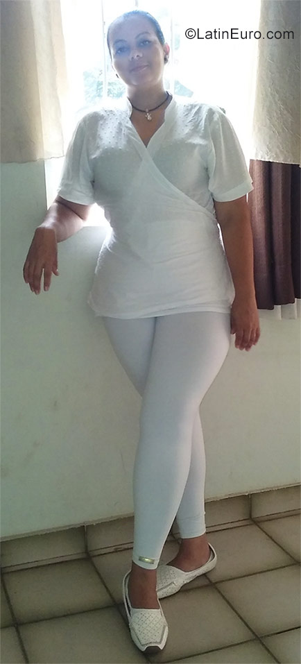 Date this beautiful Brazil girl Graziela from Limeira BR9962
