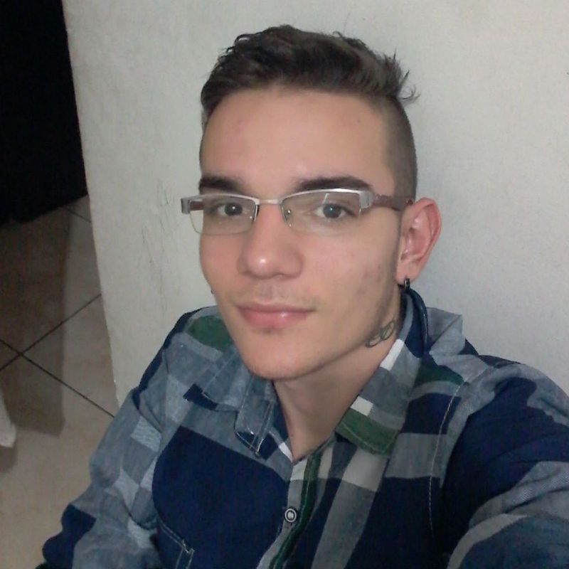 Date this stunning Colombia man Sebastian from Armenia CO20983