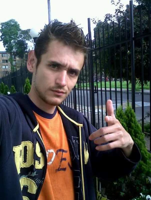 Date this pretty Colombia man Mauricio from Bogota CO21066