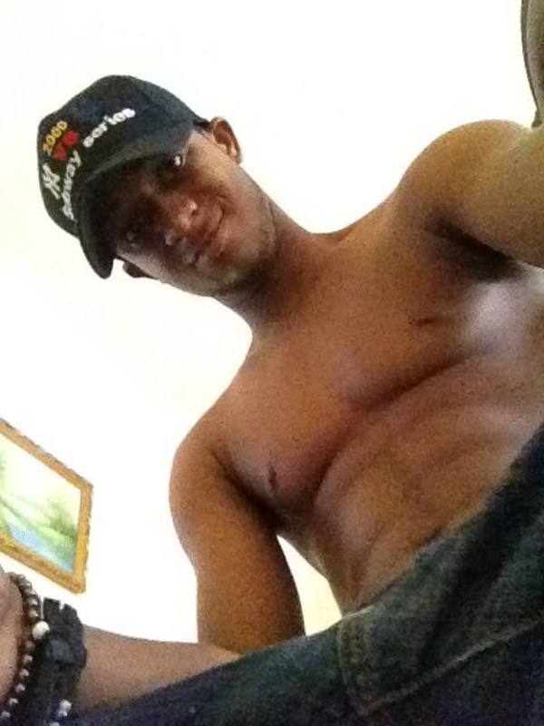 Date this voluptuous Dominican Republic man Frangel from Santo Domingo DO28422