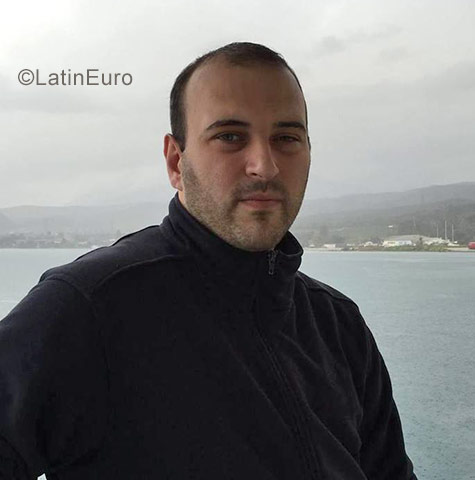 Date this hard body Brazil man Erkan from Salvador BR10030