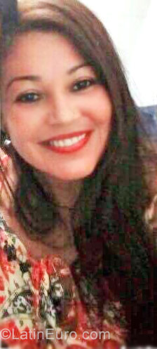 Date this charming Brazil girl Elizete from Petrolina BR10337