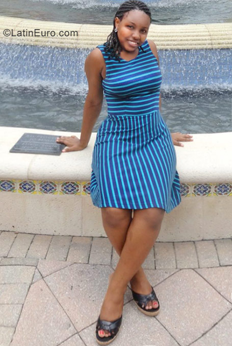 Date this stunning Jamaica girl Elizabeth from Spanish Town JM2480