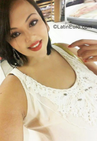 Date this passionate Brazil girl Amanda from Belo Horizonte BR10216