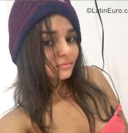 Date this hot Brazil girl Maria from Fortaleza BR10290