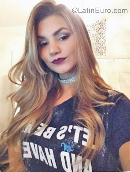 Date this stunning France girl Veronica from Lille FR261