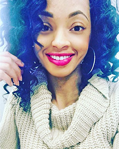 Date this foxy United States girl Monay from Tulsa US18763