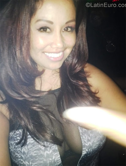 Date this foxy Peru girl Karyna from Lima PE1165