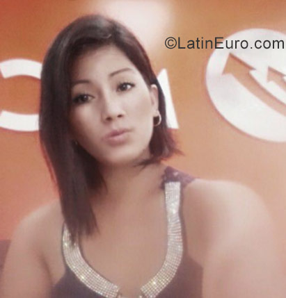 Date this voluptuous Peru girl Liz from Lima PE1175