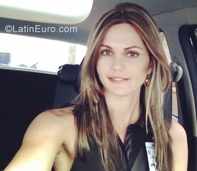 Date this pretty Venezuela girl Angelica from Bolivar VE1209