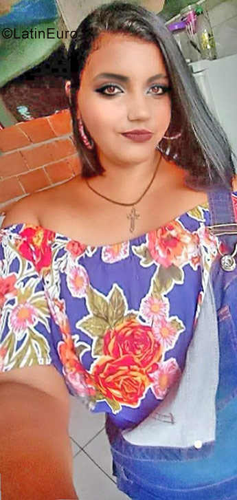 Date this beautiful Brazil girl Ana from Rio de Janeiro BR10387