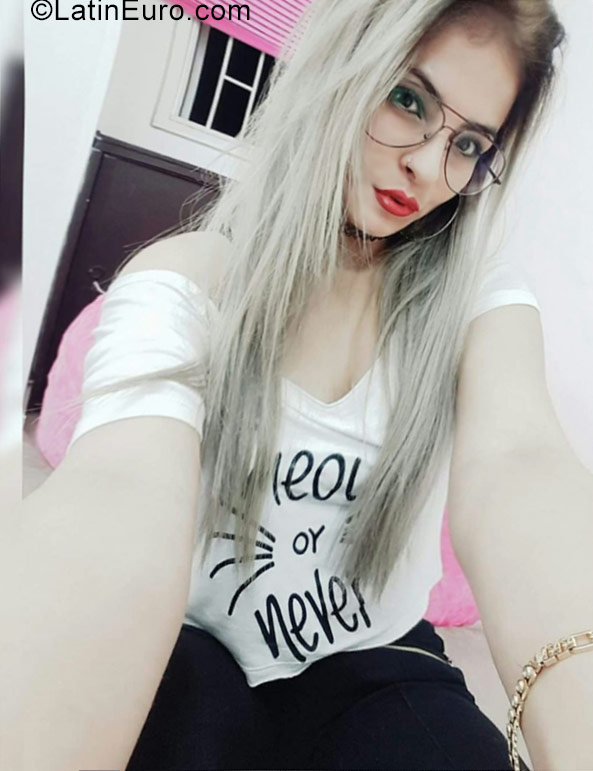 Date this fun Venezuela girl Alejandra from Valera VE1231