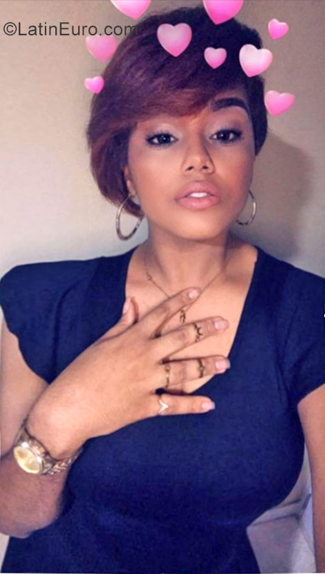 Date this athletic Dominican Republic girl Solanyi from San Francisco De Macoris DO31044