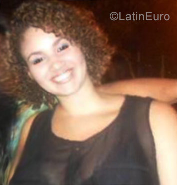Date this passionate Brazil girl Bruna from Rio de Janeiro BR10394