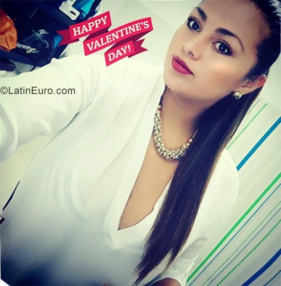 Date this good-looking Nicaragua girl Jennifer from Managua NI198