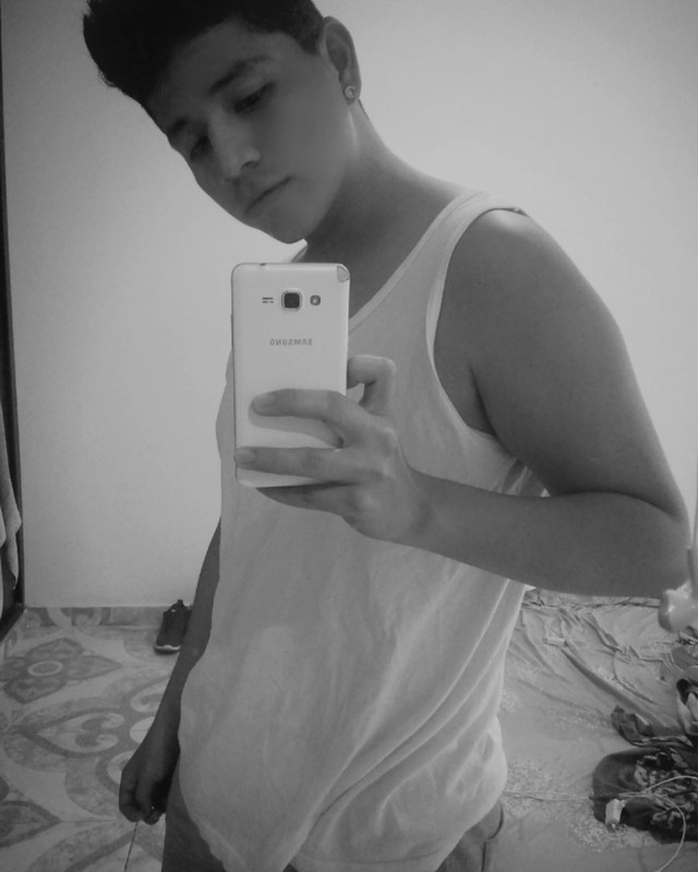 Date this hard body Colombia man Anderzon from Cali CO23287
