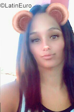 Date this athletic Venezuela girl Gerardin from Caracas VE1342