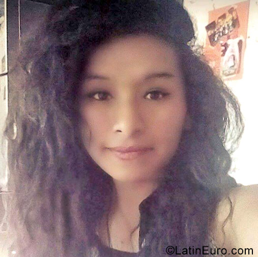 Date this stunning Peru girl Nilda from Lima PE1227