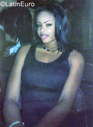 Date this passionate Jamaica girl Shannie from Kingston JM2559