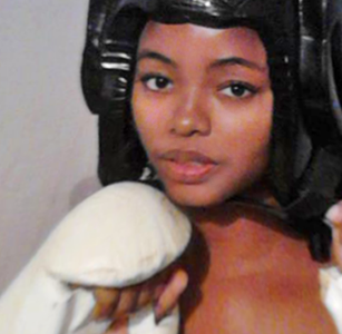 Date this lovely Venezuela girl Karli from Chichirirviche VE1549