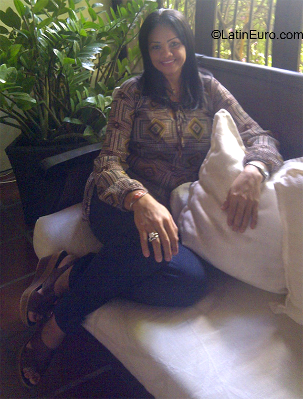 Date this cute Venezuela girl Ayaris from Valle de la pascua VE1605