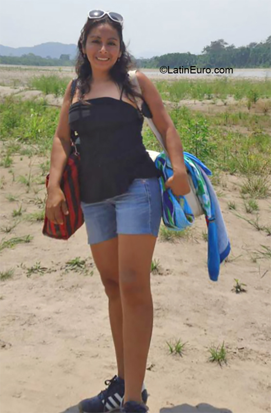 Date this fun Peru girl Marisol from Huanuco PE1260