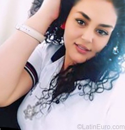 Date this young Costa Rica girl Fanny from San Jose CR356