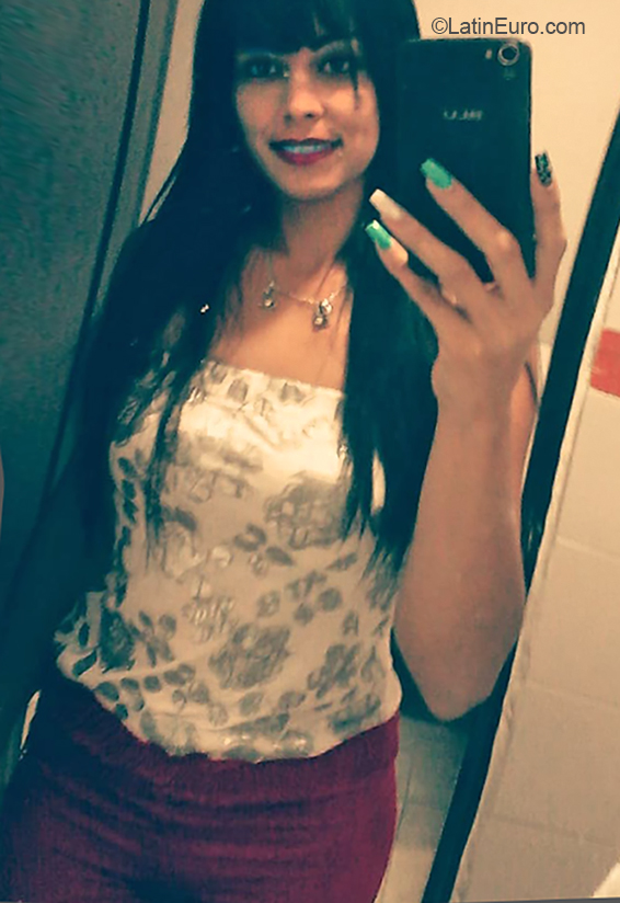 Date this fun Venezuela girl Greisi from Acarigua VE1881