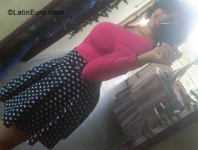Date this gorgeous Peru girl Stephanie from Trujillo PE1287